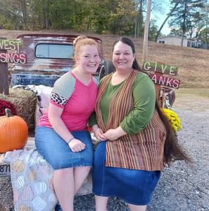 Meet your Posher, Loretta